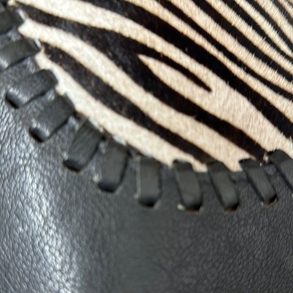 SAS Black and White Shoulder Bag with Zebra Print Leather/ calfskin - Picture 16 of 16